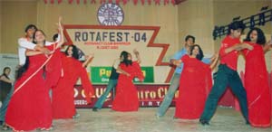 Show Dance by Rotaract Members